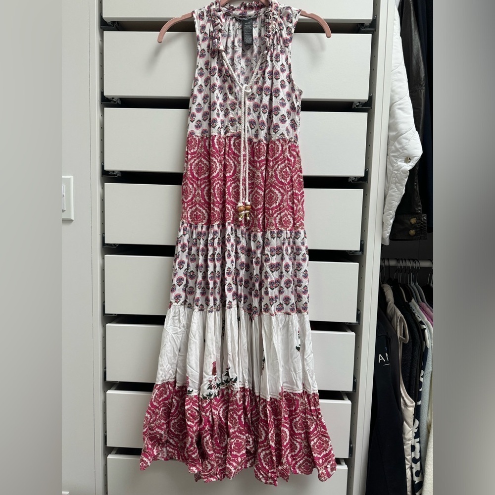 CHELSEA & THEODORE Floral Paisley Split Neck Red Pink Tiered Maxi Dress Size XS - Picture 2 of 9